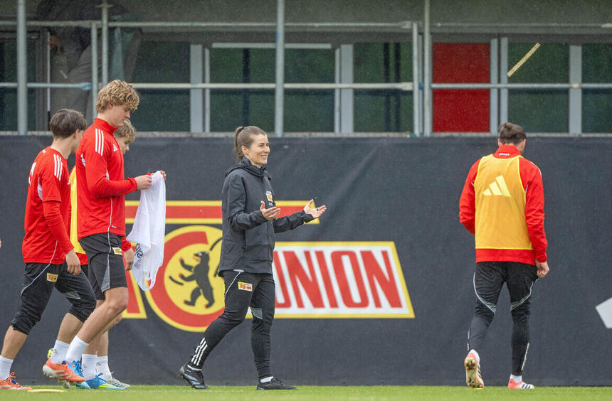 First female Bundesliga head coach: How the football region reacts to Eta