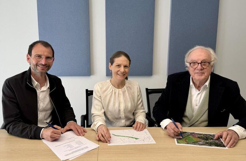City of Adelsheim acquires Upper Castle site