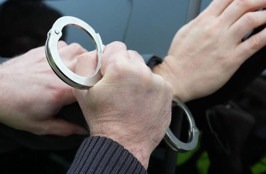 On the Wartberg: Police officer punched in the face