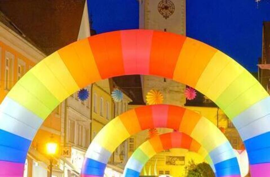 Nachtbummel in Bad Mergentheim: Innenstadt leuchtet mit AirLights ...