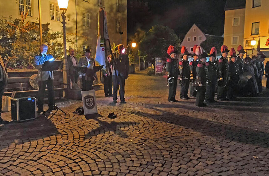 Hans Scherer holt die Königswürde