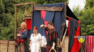 <p>Beim Mittelalterlichen Sommerfest des "Histotainment Park Adventon" können Besucher am 20. und 21. Juli in die Zeit der Ritter eintauchen.</p>