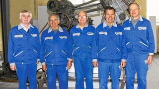 <p>Der Rentnergruppe, die den Aufbau des Eirich-Firmenmuseums bewerkstelligte, gehören (von links) Gerhard Ballweg (Koordinator), Bernhard Löffler, Lothar Baumann, Karl-Heinz Blatz, Konrad Leiblein sowie Berthold Bödigheimer (fehlt hier) an.</p>