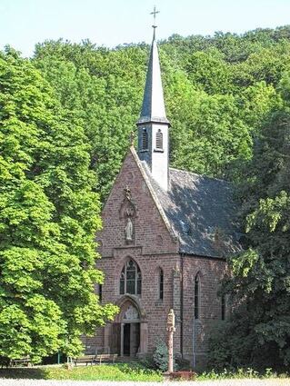 <p>Die Kapelle Liebfrauenbrunn ist über den Welzbach gebaut.</p>
