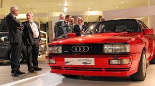 <p>Die Ausstellung "Adrenalin pur! - 30 Jahre quattro GmbH" dokumentiert anhand zahlreicher Exponate die Geschichte des Unternehmens. So gibt es zum Beispiel einen "Urquattro", den Quattro 20 V von 1989, zu sehen.</p>