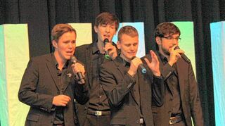 <p>Die Vokalband "MundARTMonika" aus Neckarsulm begeisterte am Samstagabend das Publikum in der Stadthalle Buchen.</p>