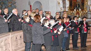 <p>Der Großrinderfelder Kirchenchor überzeugte, ebenso wie die anderen Akteure, beim Konzert in der Pfarrkirche St. Michael.</p>