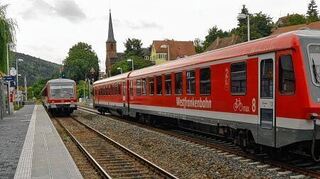 <p>Eine bessere Vertaktung im Schienenpersonennahverkehr ist schon lange Ziel des Main-Tauber-Kreises. Doch das wird wohl noch auf sich warten lassen.</p>
