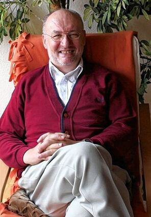 <p>Dr. Helmut Ulshöfer feiert heute 70. Geburtstag.</p>
