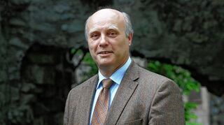 <p>Großrinderfelds Bürgermeister Manfred weis hat am Mittwoch am Ende der Gemeinderatssitzung seinen verzicht auf eine weitere Kandidatur bekanntgegeben. Er nannte persönliche Gründe für seinen Entschluss.</p>